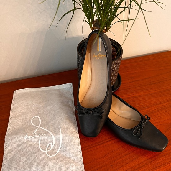 Meadow leather ballet flats by Sam Eldeman in Black, Size 8 - Picture 1 of 3